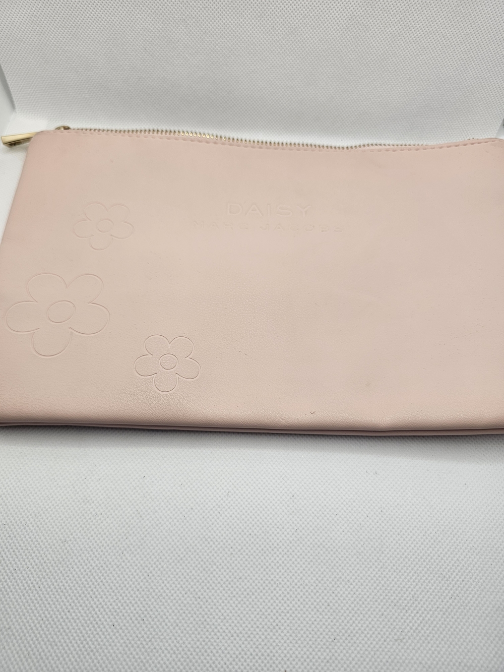 Daisy By MARC JACOBS Clutch Pouch in Soft Pink
